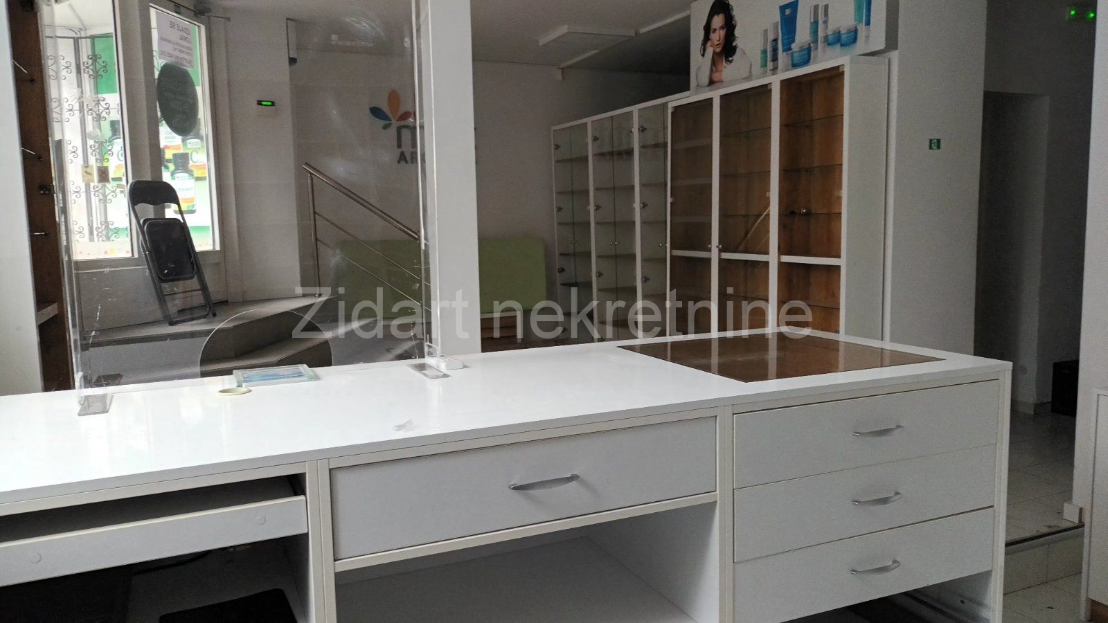 Voždovac, Vojvode Stepe, izdavanje lokala 85m2 1