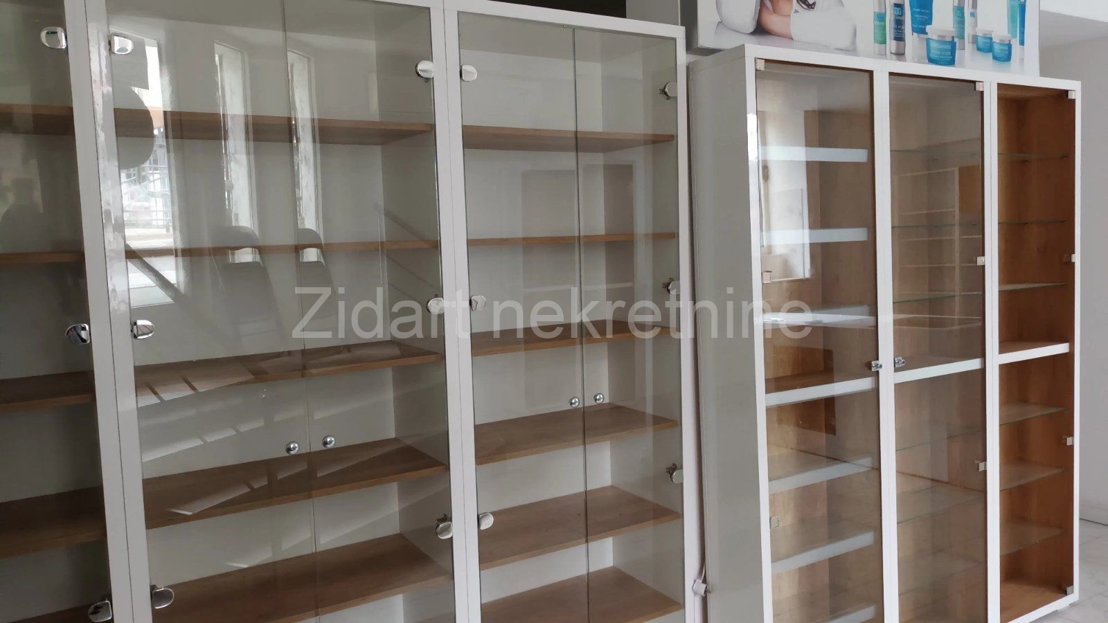 Voždovac, Vojvode Stepe, izdavanje lokala 85m2 3