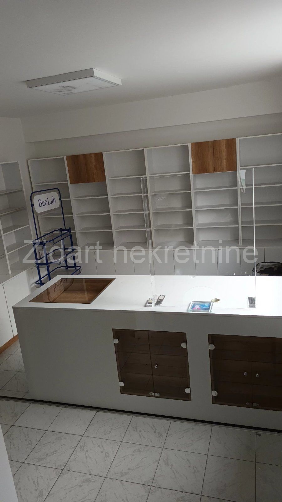 Voždovac, Vojvode Stepe, izdavanje lokala 85m2 5