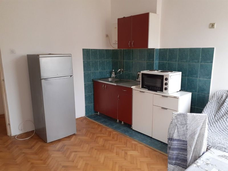 Komforan jednosoban stan   useljiv   2