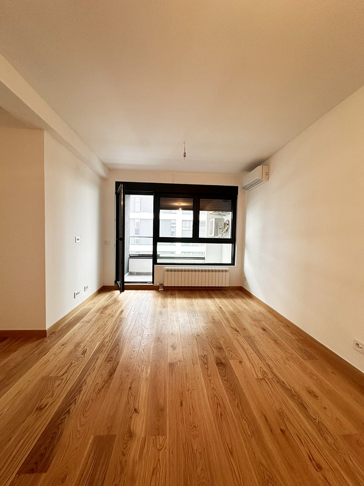 Trosoban stan sa garažnim mestom  Voždove kapije  66m2 2