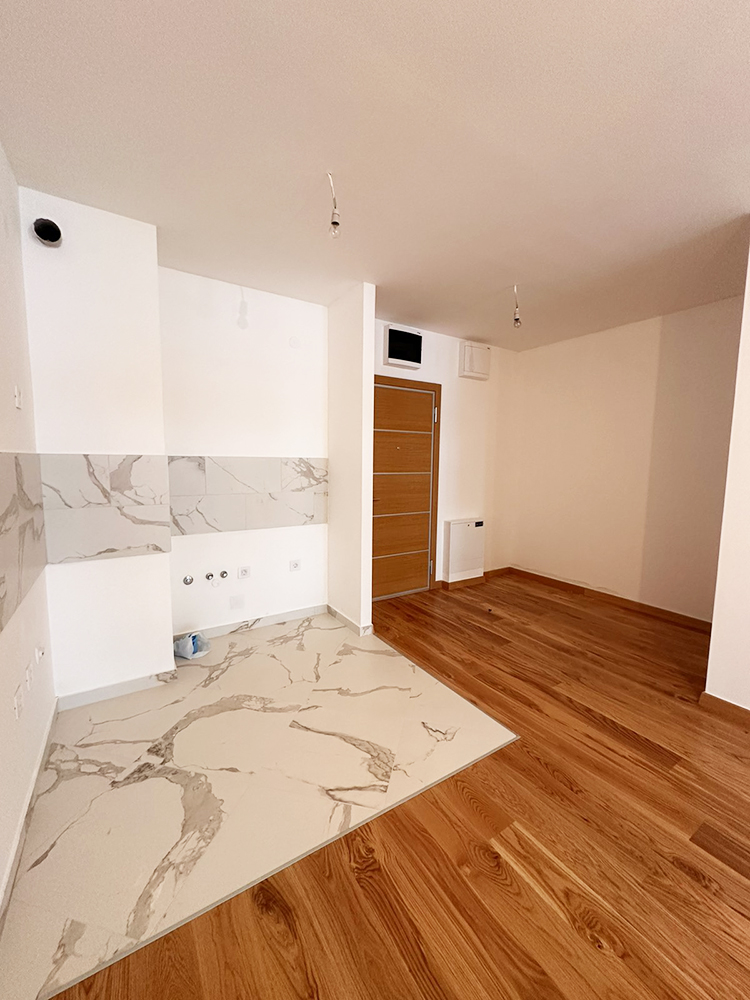 Trosoban stan sa garažnim mestom  Voždove kapije  66m2 4