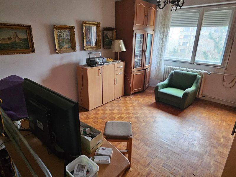 Retko u ponudi na ovoj lokaciji  Uknjižen 1 1 2