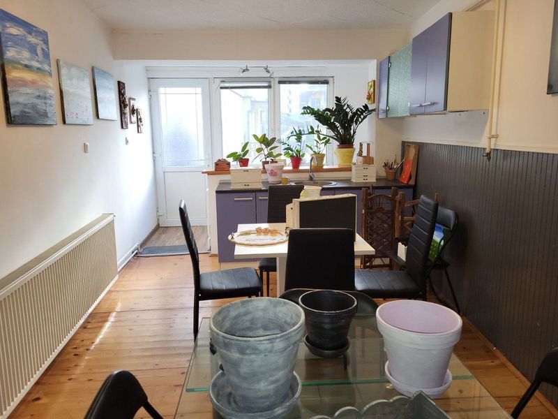 Stan u dvorištu zgrade   uknjižen 1 1   sjajna lokacija 2