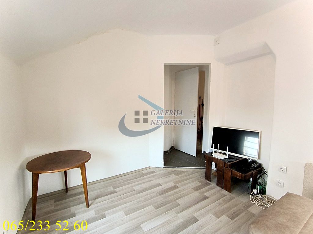 Palilula  Tašmajdan   Starine Novaka 61m2 3