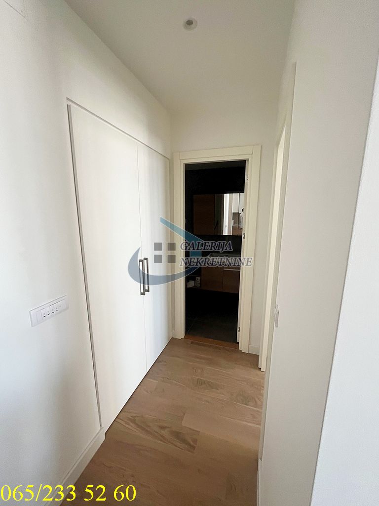 Savski venac  Beograd na vodi   Bulevar Vudroa Vilsona 55m2 5