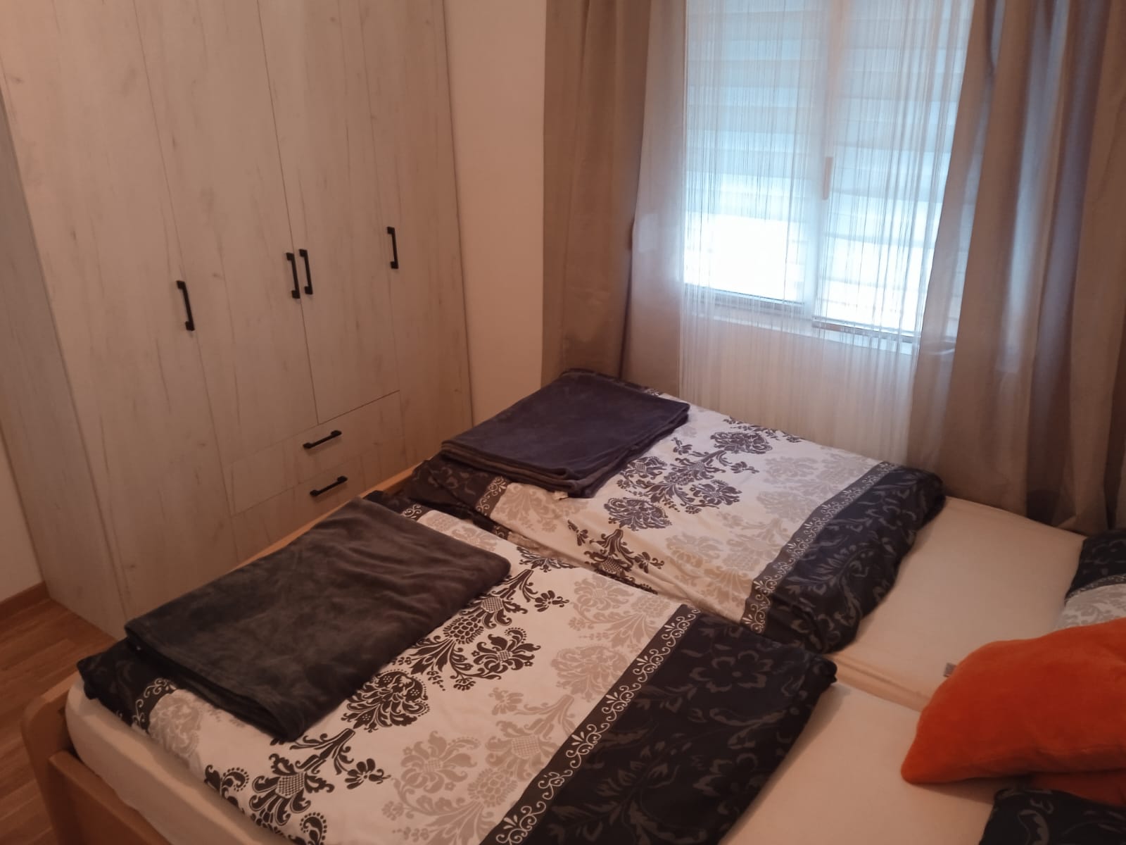 Stan na prodaju vrlo povoljno 3