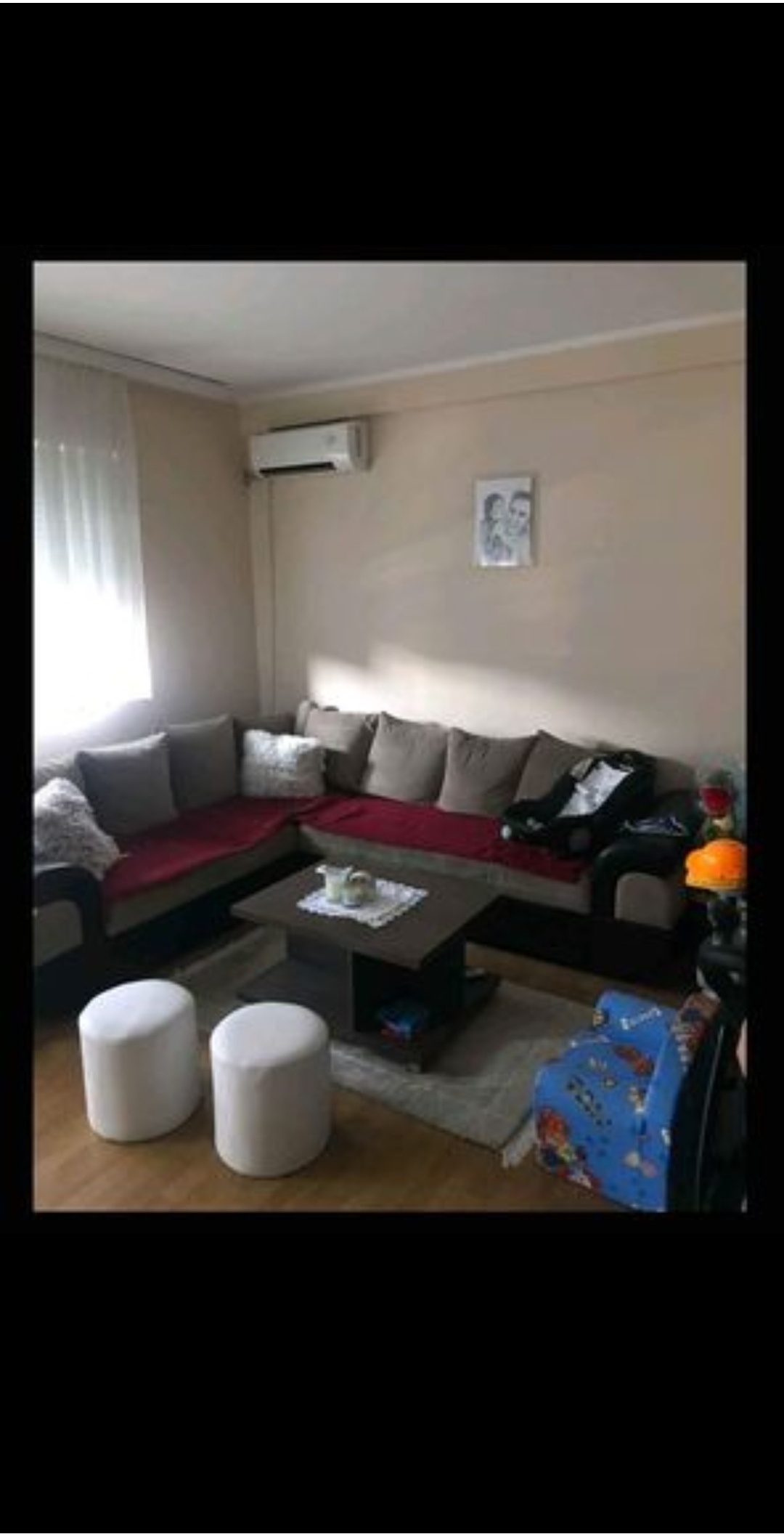 Izdajem dvosoban potpuno namešten stan 67m2 1