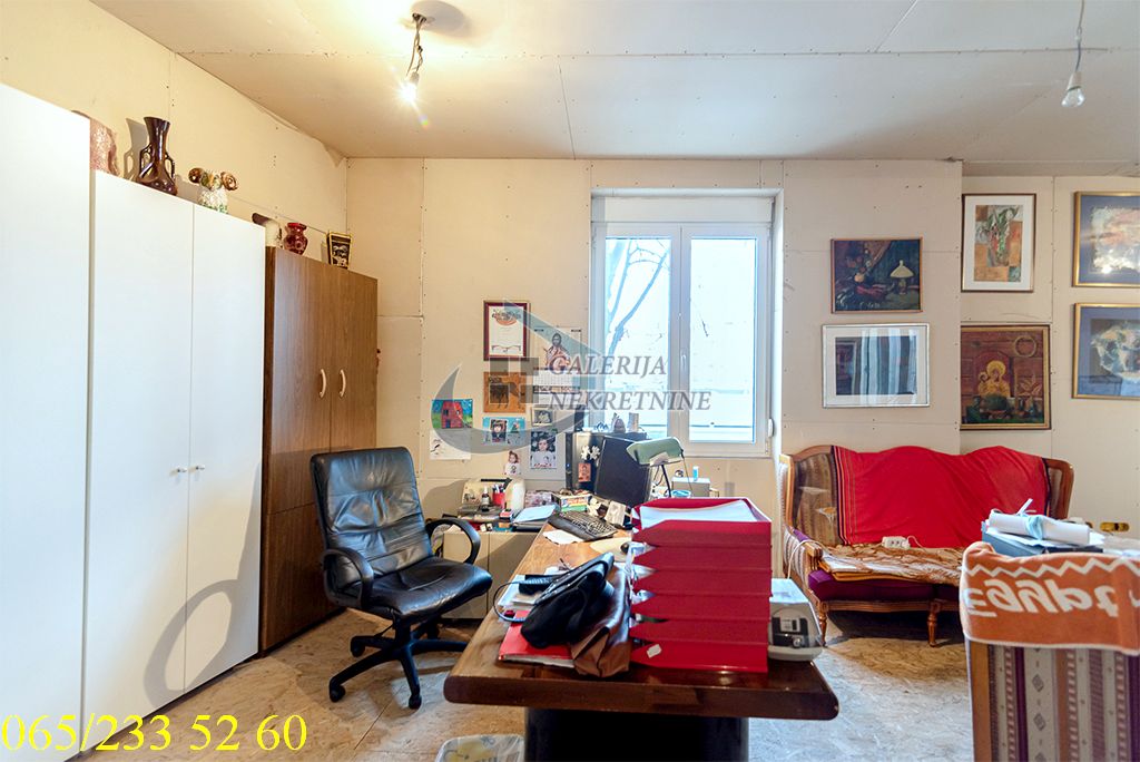 Vračar  Kalenić   Njegoševa 2