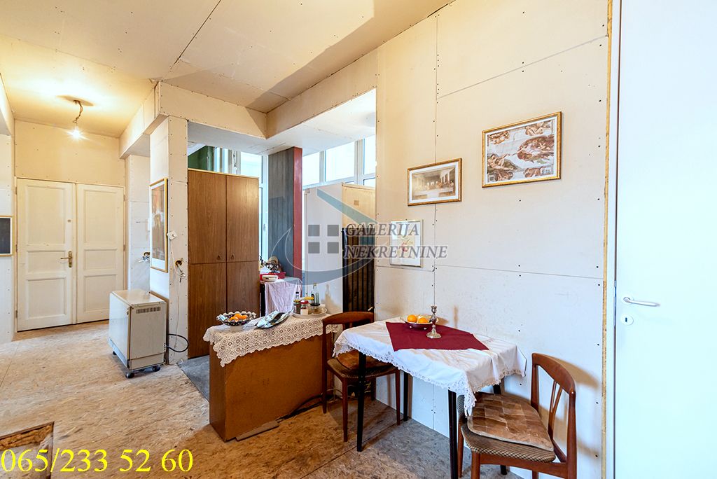 Vračar  Kalenić   Njegoševa 4