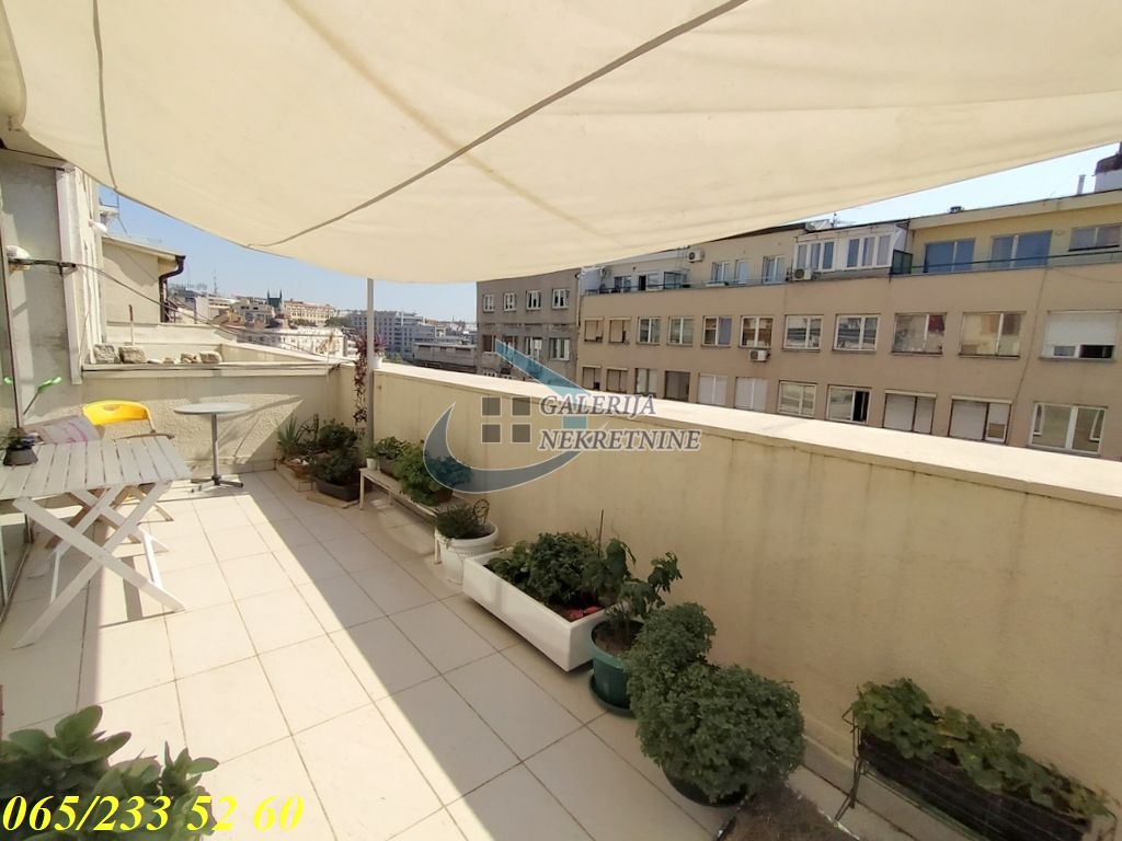 Stari grad  Zeleni venac   Brankova 208m2 5