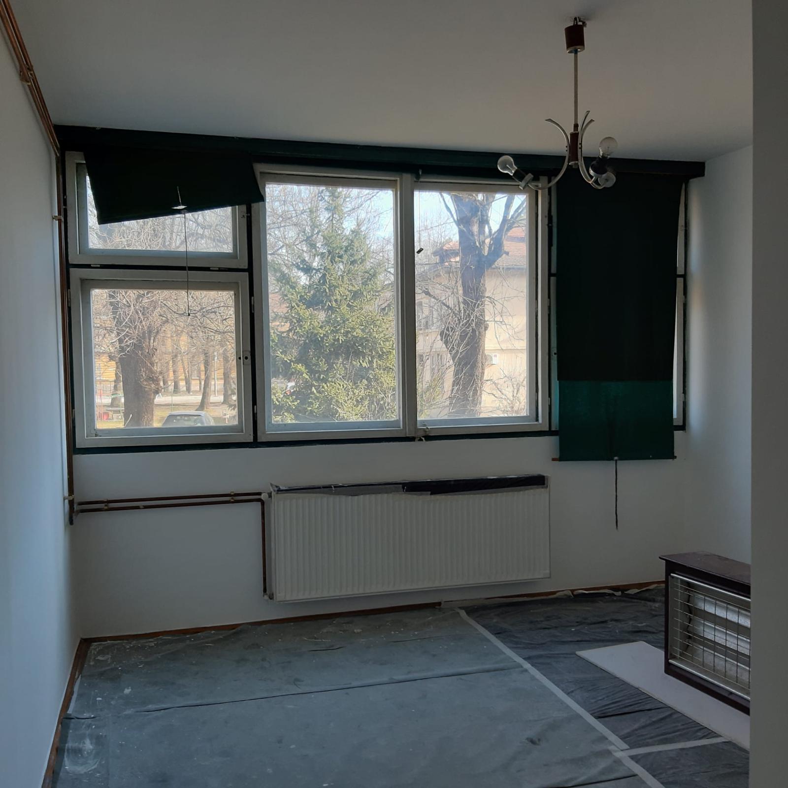 Dvosoban stan na Alvadžinici u Čačku  površine 57m2 sa garažom površine 22m2  uknjižen  visoko prizemlje  CG  podrum  useljiv odmah 4