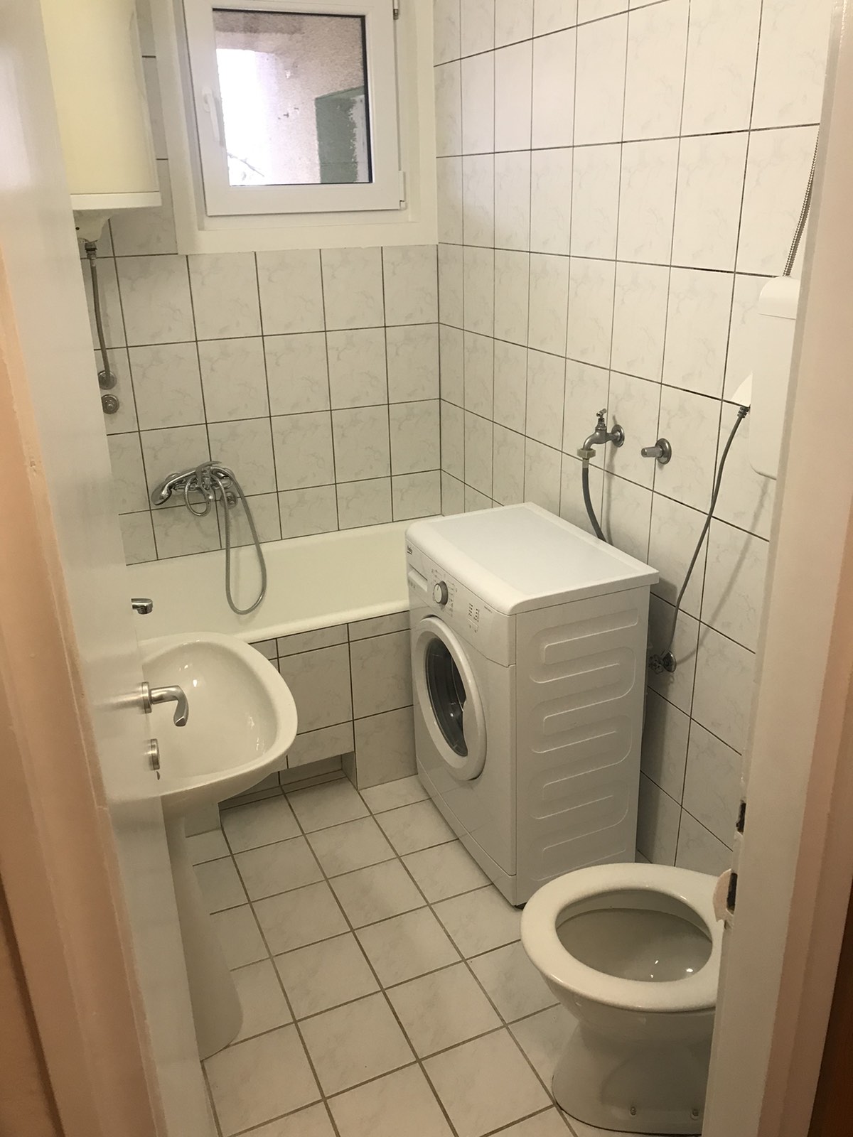 Izdajem stan 45m2 u Nišu Palilula bespl parking 4