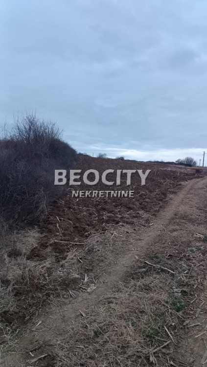 Plac, Ostružnica, zabran ID: 106645 3