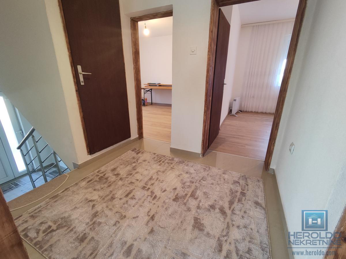 Prelepa nova kuća na Budžinom brdu 29