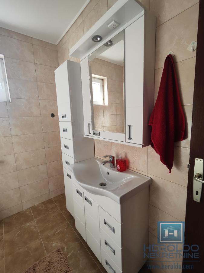 Prelepa nova kuća na Budžinom brdu 32