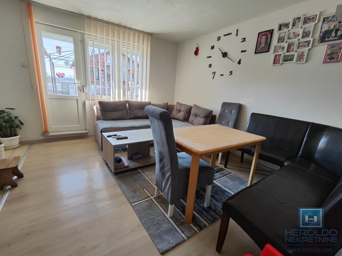 Prelepa nova kuća na Budžinom brdu 14