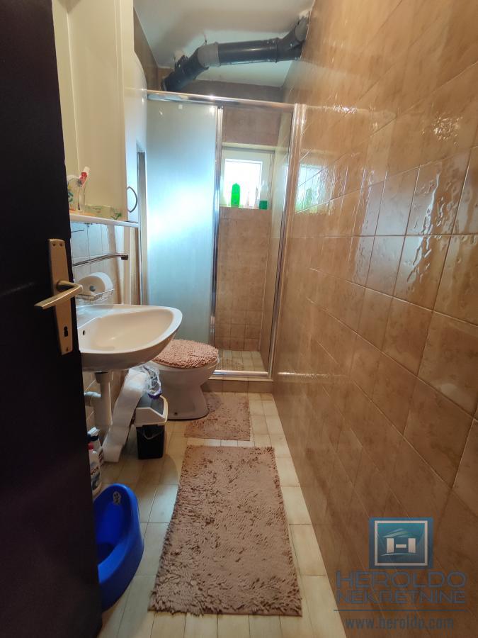 Prelepa nova kuća na Budžinom brdu 22