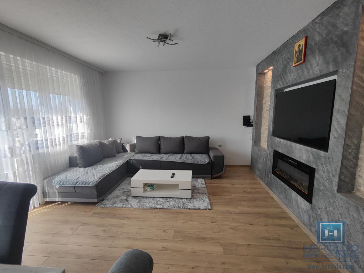 Prelepa nova kuća na Budžinom brdu 6