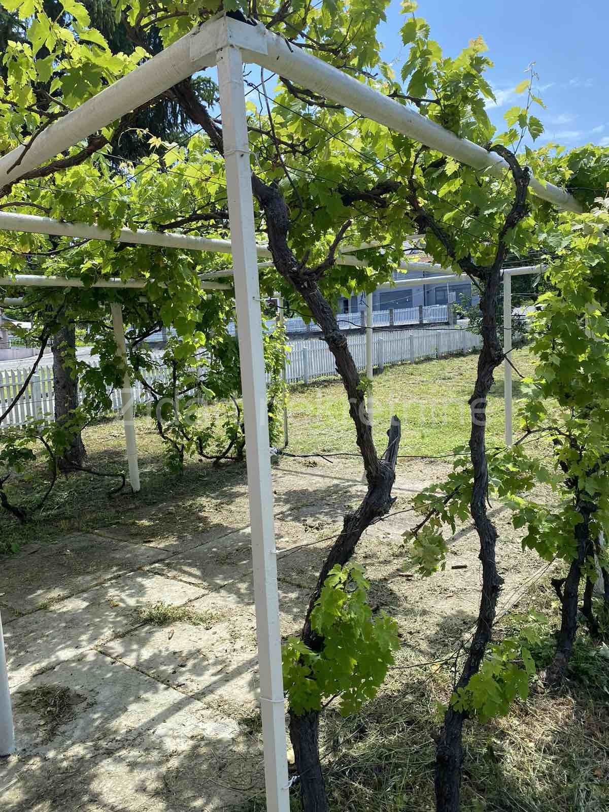 Barič, odlična porodična kuća ukupne površine 270m2 16