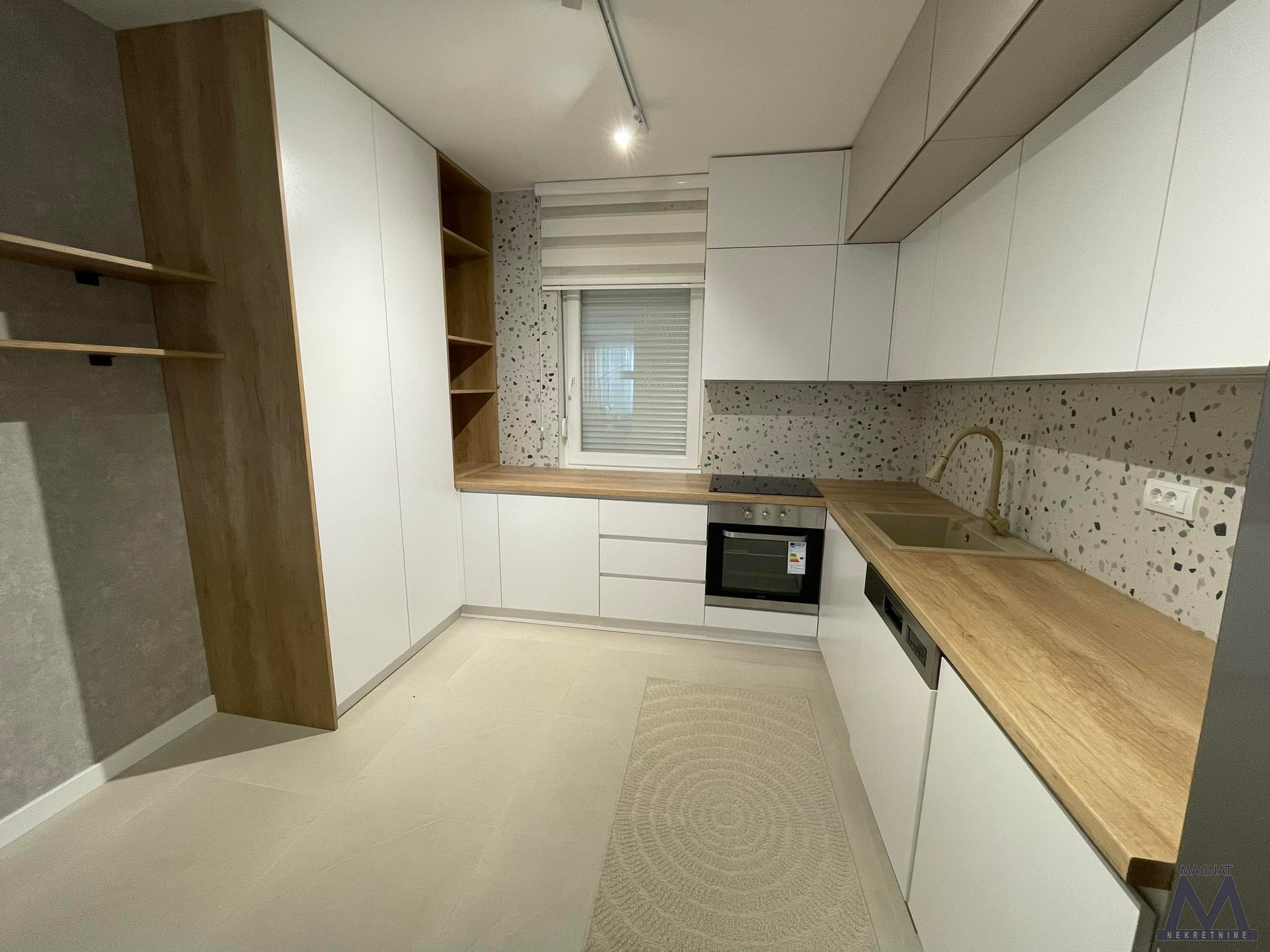 Kuca,KAĆ,ULAZ,kv: 570, € 1800000, ID: 3002051 5