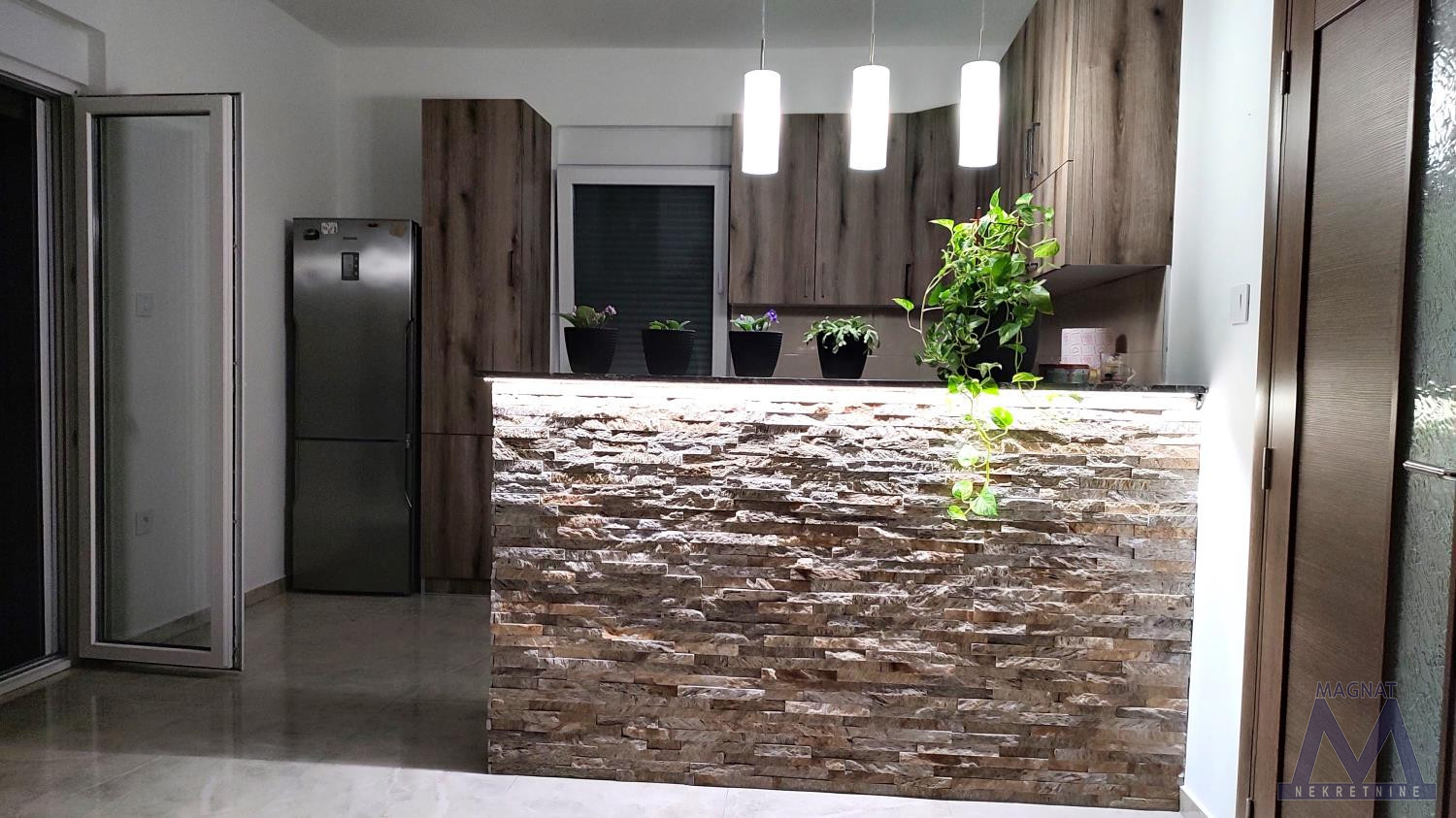 Kuca,PETROVARADIN,MIŠELUK,kv: 520, € 420000, ID: 3002084 3