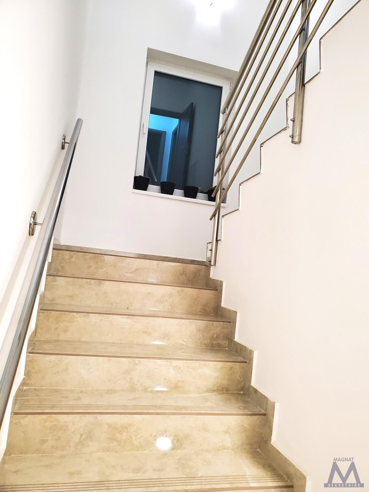 Kuca,PETROVARADIN,MIŠELUK,kv: 520, € 420000, ID: 3002084 9