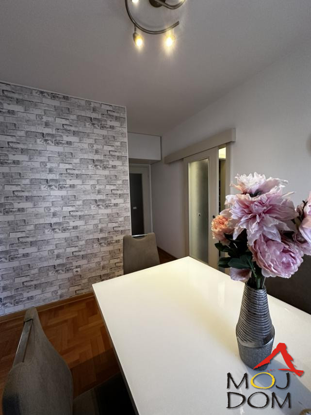 Stan,NOVI SAD,JUGOVIĆEVO,kv: 98, € 200000, ID: 1027599 2