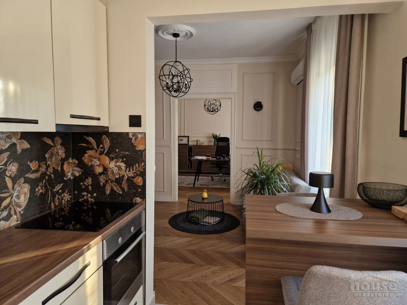 Stan,NOVI SAD,CENTAR 39m2,149350€ , ID: 1060604 10