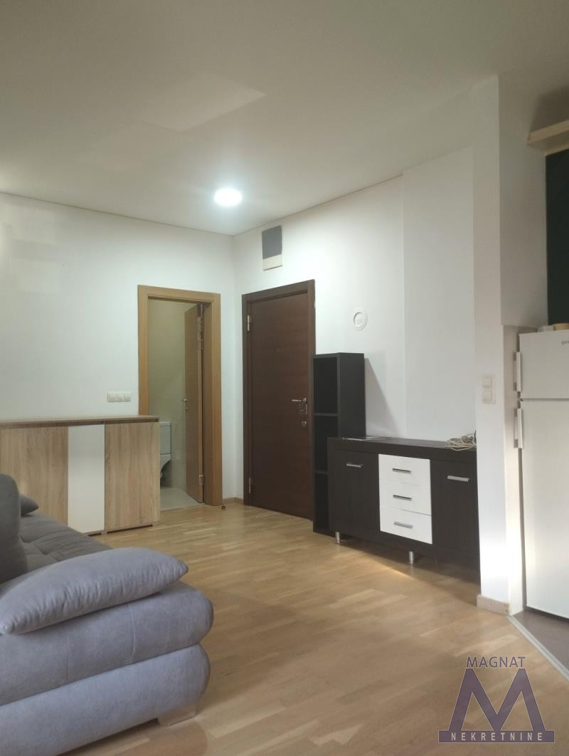Stan,NOVI SAD,CENTAR,kv: 53, € 500, ID: 9101710 3