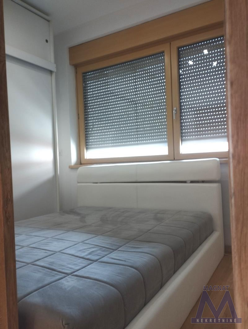 Stan,NOVI SAD,CENTAR,kv: 53, € 500, ID: 9101710 8
