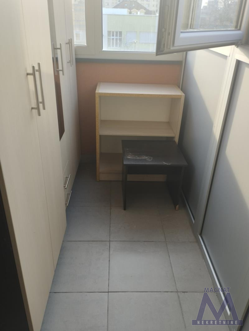Stan,NOVI SAD,CENTAR,kv: 53, € 500, ID: 9101710 12