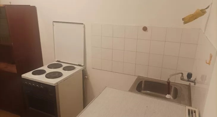 Izdaje se 2  stan Čukarica 4