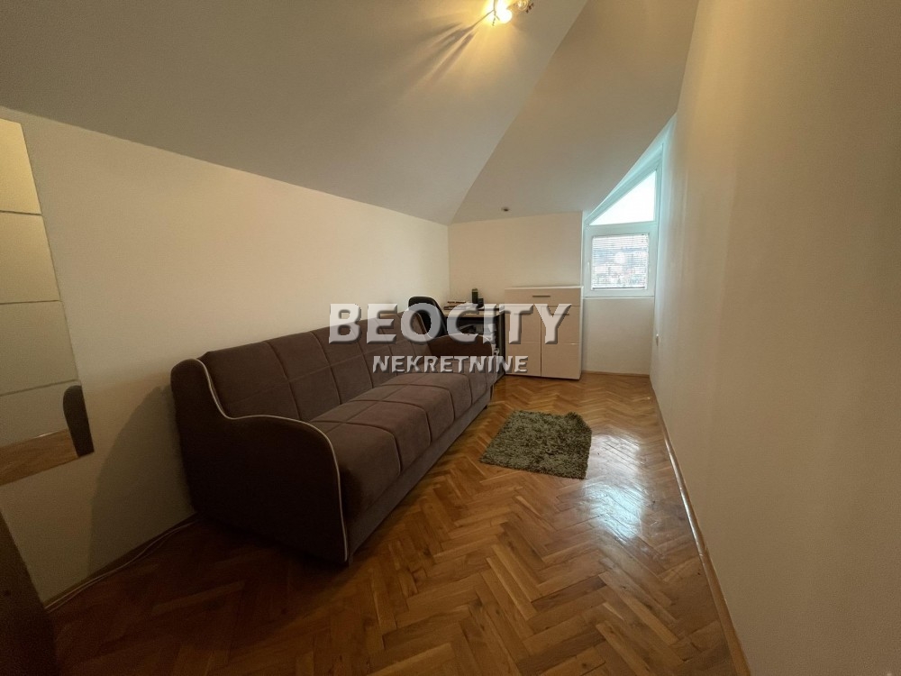 Trosoban stan, 65 m2, Južni bulevar ID: 106935 8