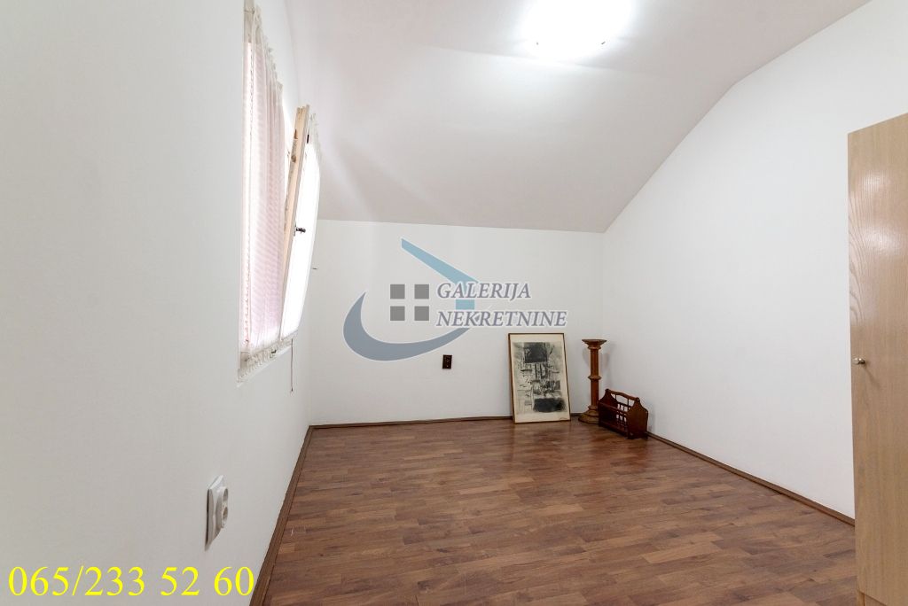 Stari grad  Gundulićev venac   Venizelosova 5