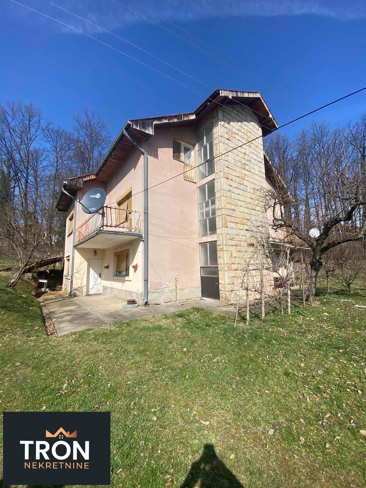 Kuća u blizini Vrnjačkih Termi i Opštine  250m2 2