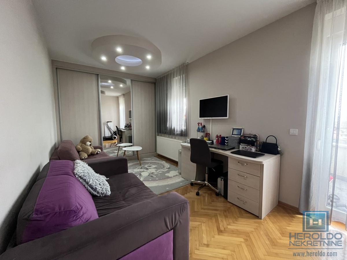 Luksuzan troiposoban stan 13