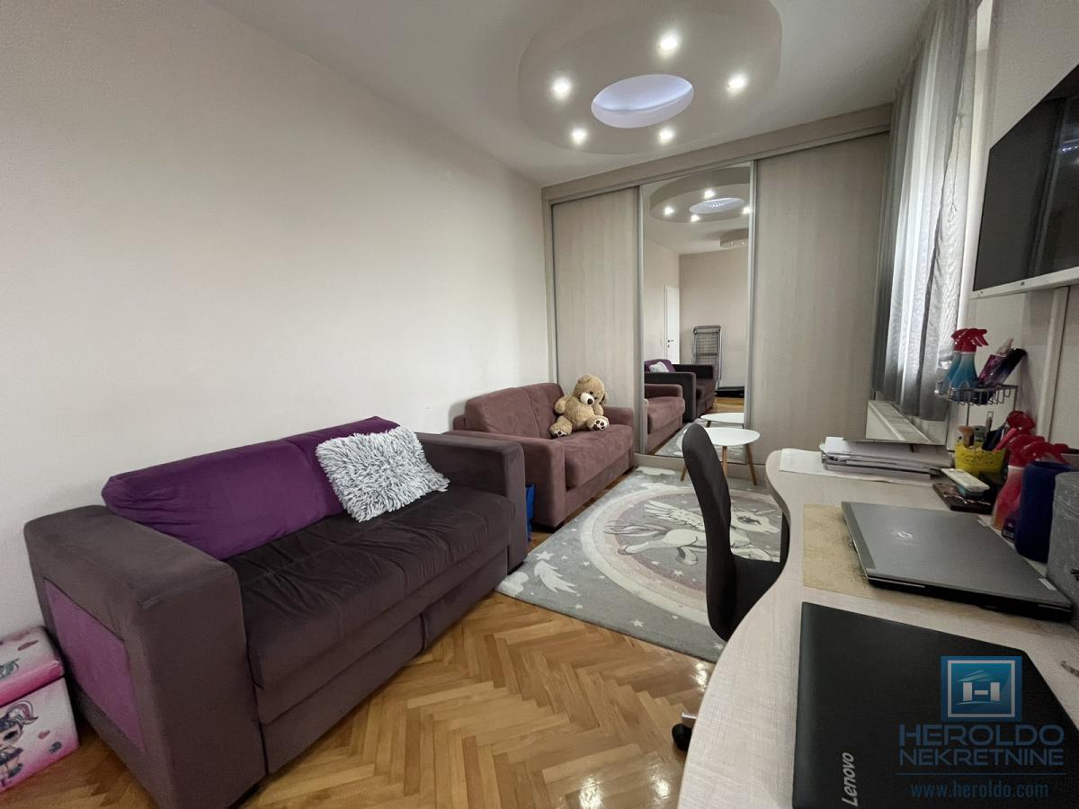 Luksuzan troiposoban stan 14