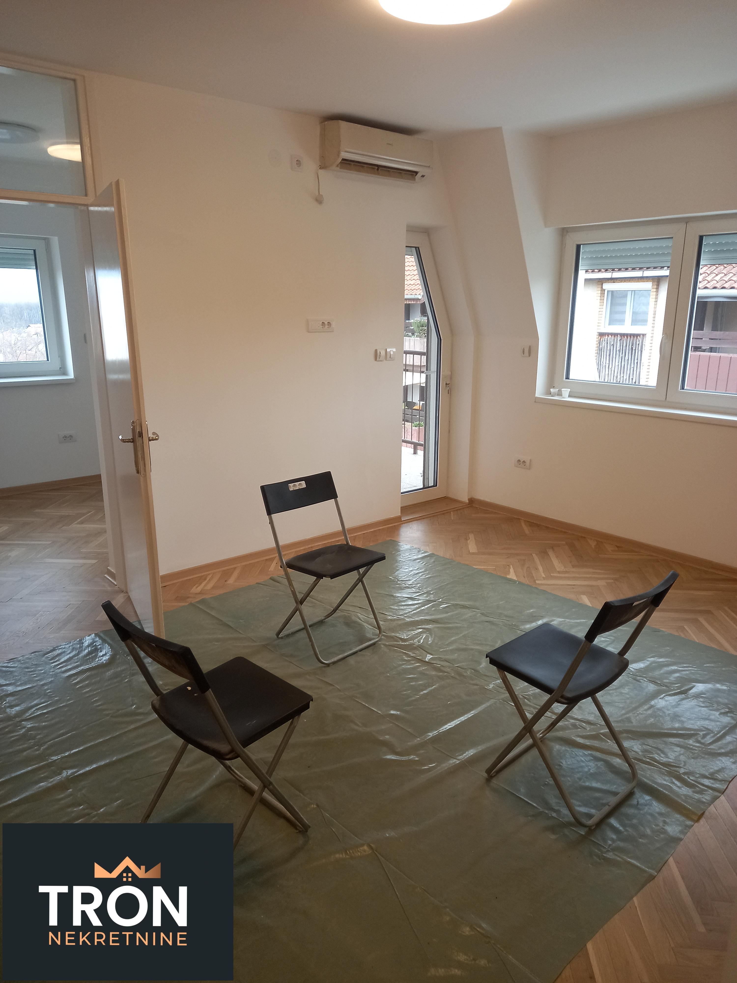 Dvosoban stan u blizini Aqua parka  na Raju 61m2 3