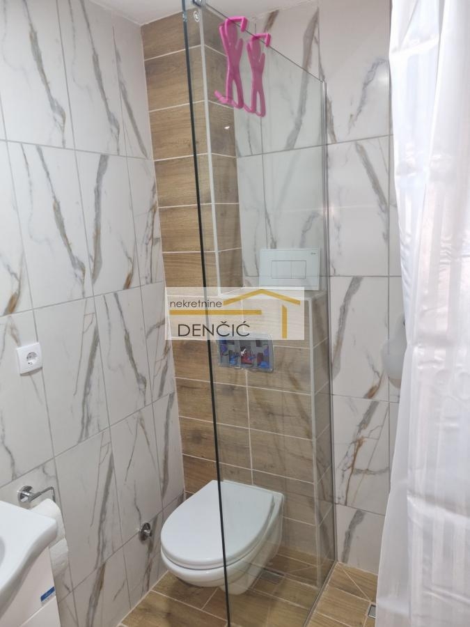 Stan  35 m2  Srebrno Jezero  prodaja 10