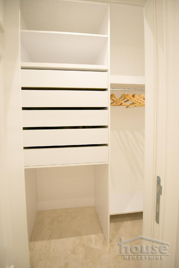 Stanovi,NOVI SAD,CENTAR 70m2,1200€ , ID: 9116336 12