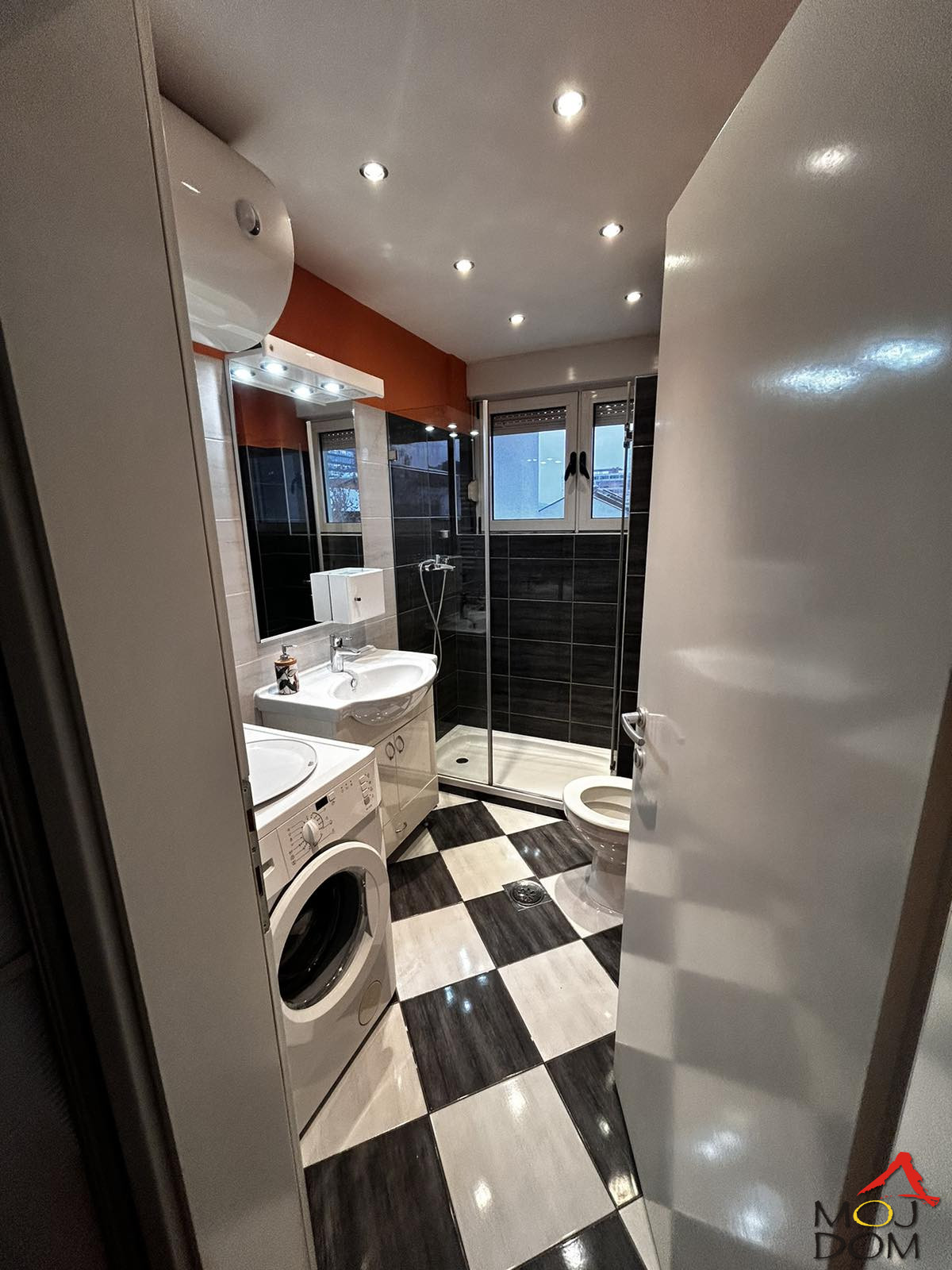 Stan,NOVI SAD,CENTAR,kv: 41, € 133900, ID: 1027964 12