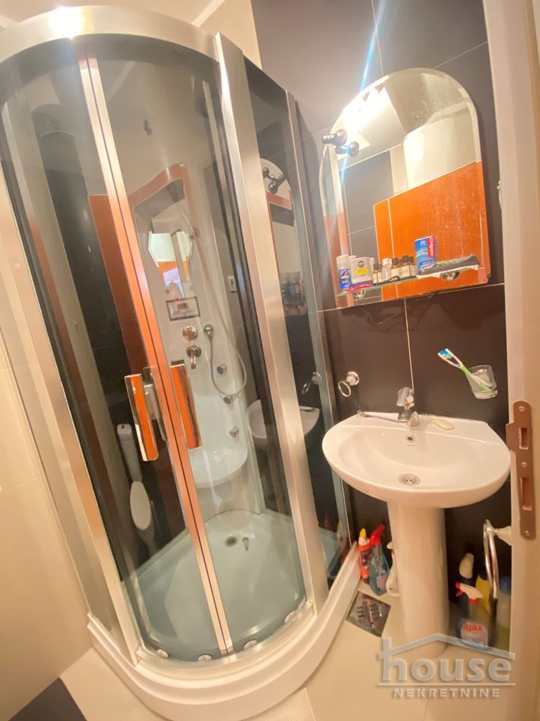 Stan,NOVI SAD,CENTAR 40m2,116400€ , ID: 1060825 6