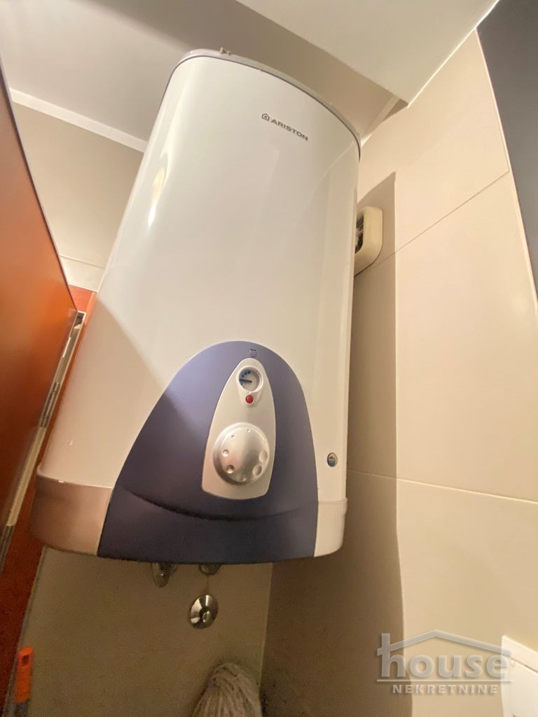 Stan,NOVI SAD,CENTAR 40m2,116400€ , ID: 1060825 7