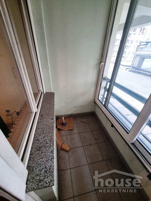 Stan,NOVI SAD,BULEVAR 31m2,87500€ , ID: 1061003 10