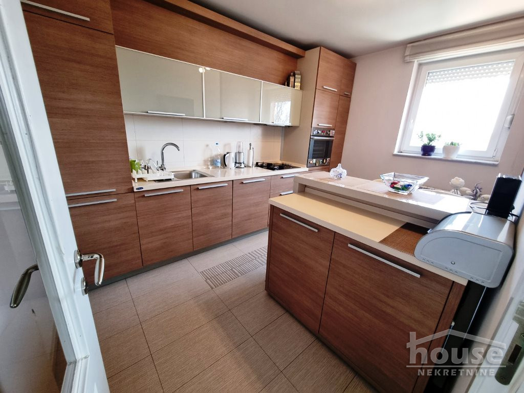 Stan,NOVI SAD,LIPOV GAJ 131m2,257500€ , ID: 1061042 9