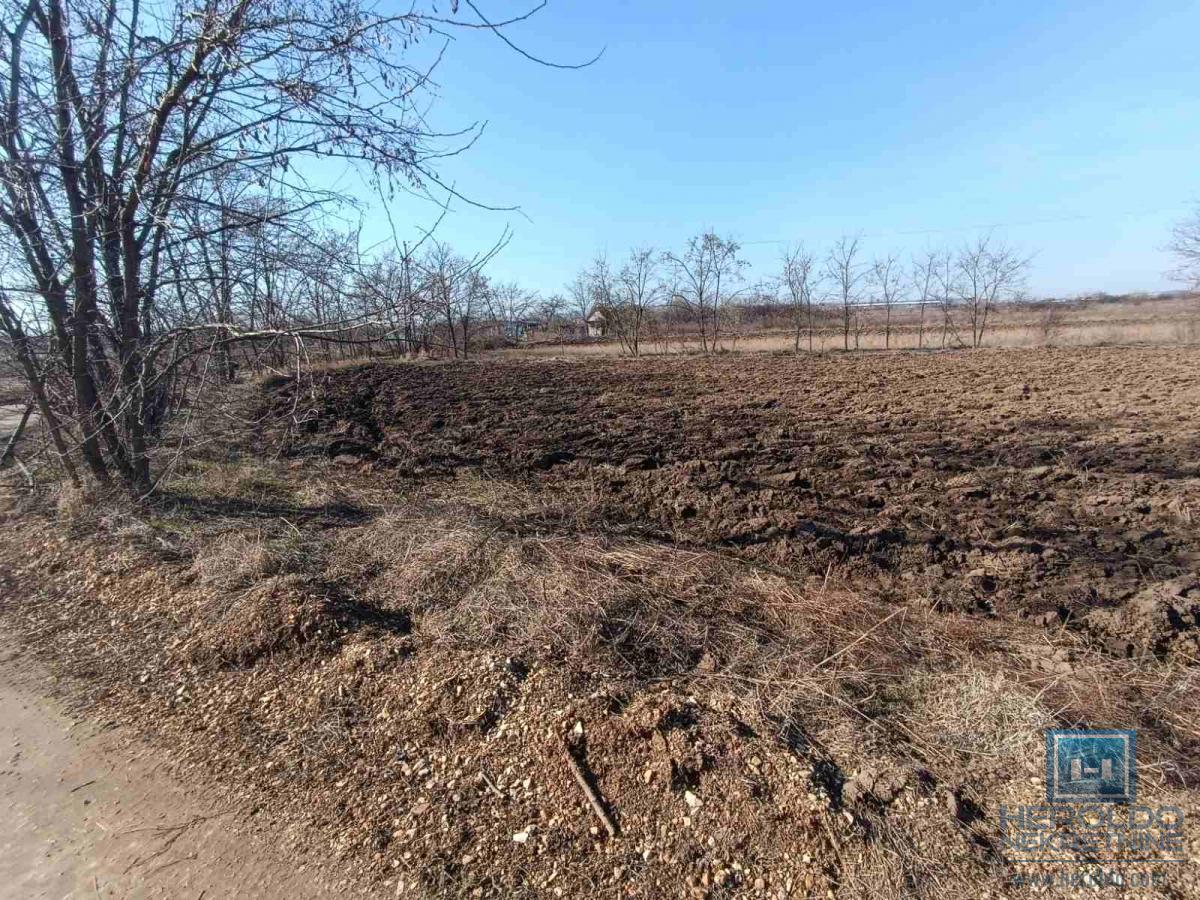 Prelepa parcela idealna za gradnju kuće 3