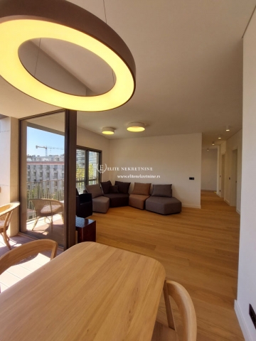 Izdavanje Luksuzan stan u Centru Dorcol 2