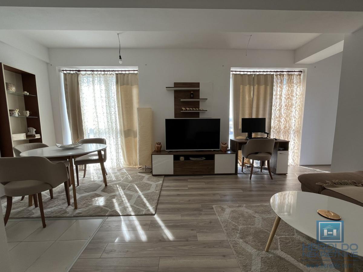 Kompletno opremljen jednoiposoban stan u novoj zgradi 2