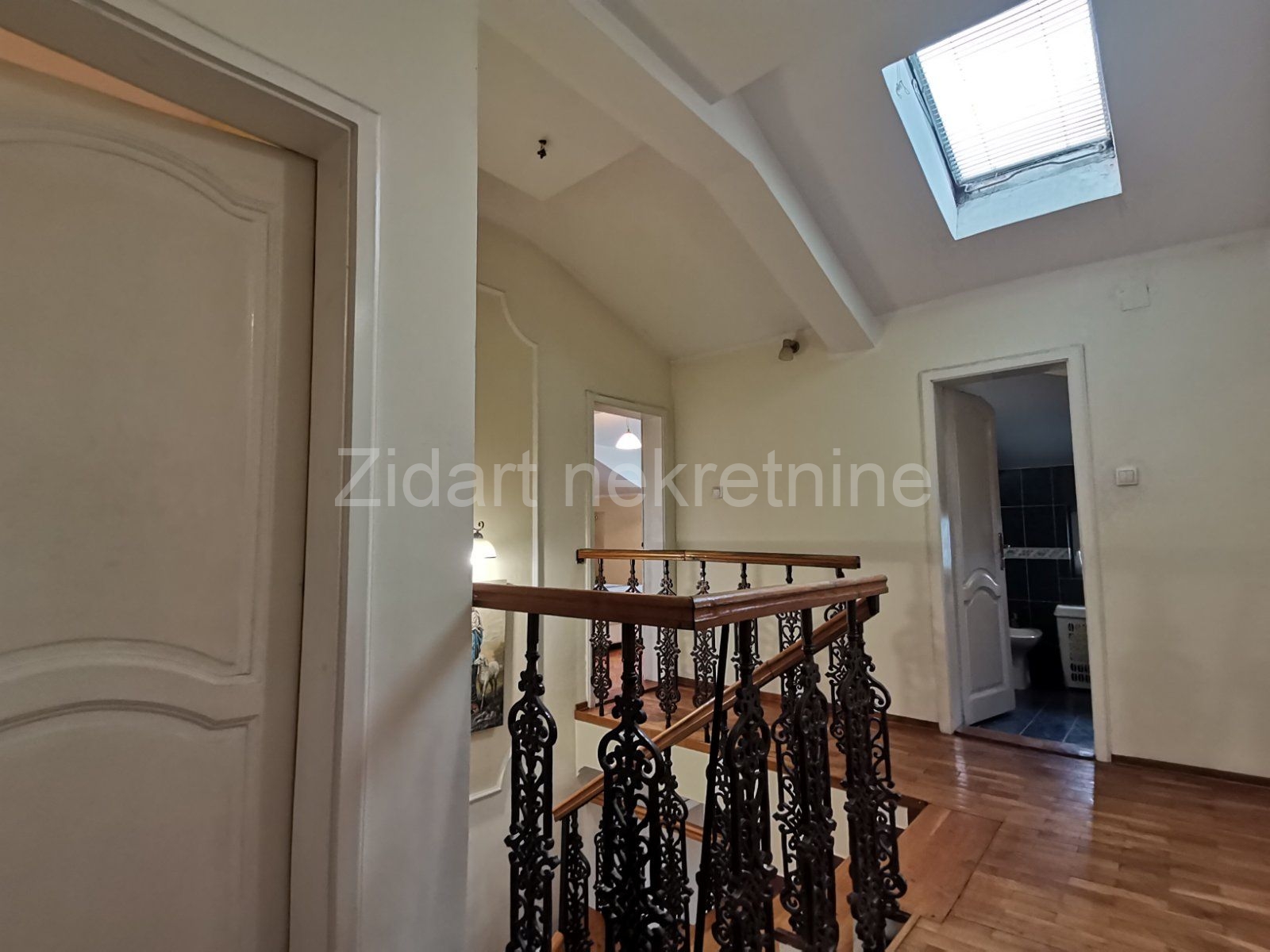 Zvezdara, Batutova, odličan dupleks 6